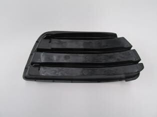 FIAT PUNTO- 03/06; SİS LAMBA KAPAĞI SOL SİYAH (SİS DELİKSİZ) (TYG)