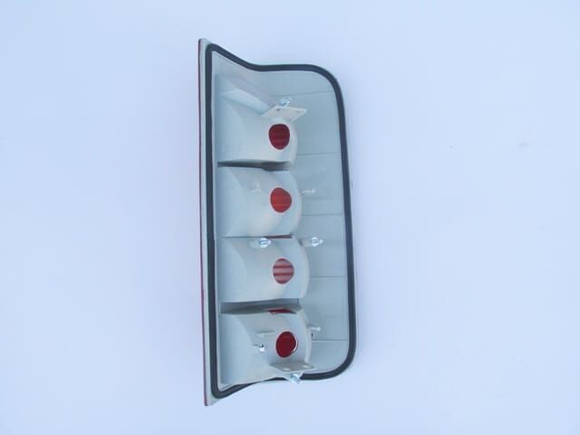 VOLKSWAGEN VOLT- LT35/LT46- 96/07; STOP LAMBASI SOL KIRMIZI/SARI/BEYAZ (MARS) (E MARKLI)