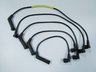 HYUNDAI ACCENT- 98/00; BUJİ KABLOSU TAKIM 1.3 cc (BOBİN KABLOLU) (YOW JUNG)