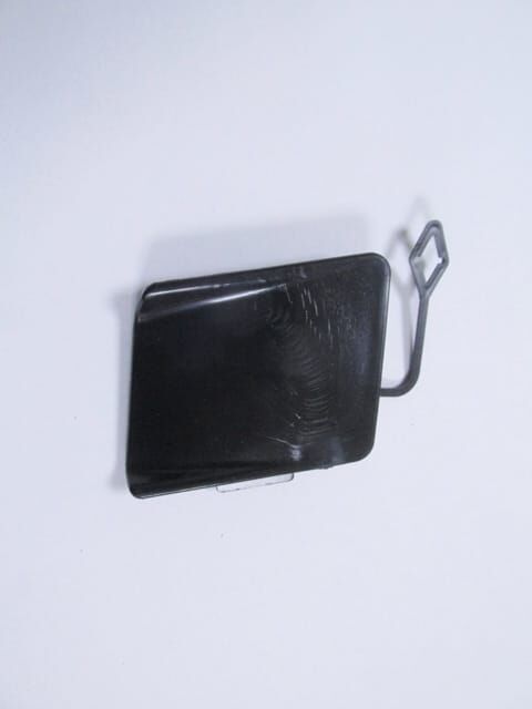 BMW 5 SERI- F10- 13/16; ARKA TAMPON ÇEKİ DEMİRİ KAPAĞI (LCI)