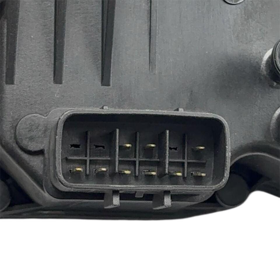 Mıtsubıshı Akülatör L200 4x4 15-17 (Tek Kollu)