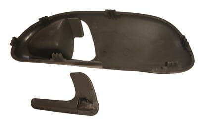 VOLKSWAGEN GOLF- 4- 98/04; ARKA KAPI İÇ AÇMA KOL ÇERÇEVESİ SAĞ (HOPARLÖR KAPAKSIZ) ELCEĞİ İLE Bİ