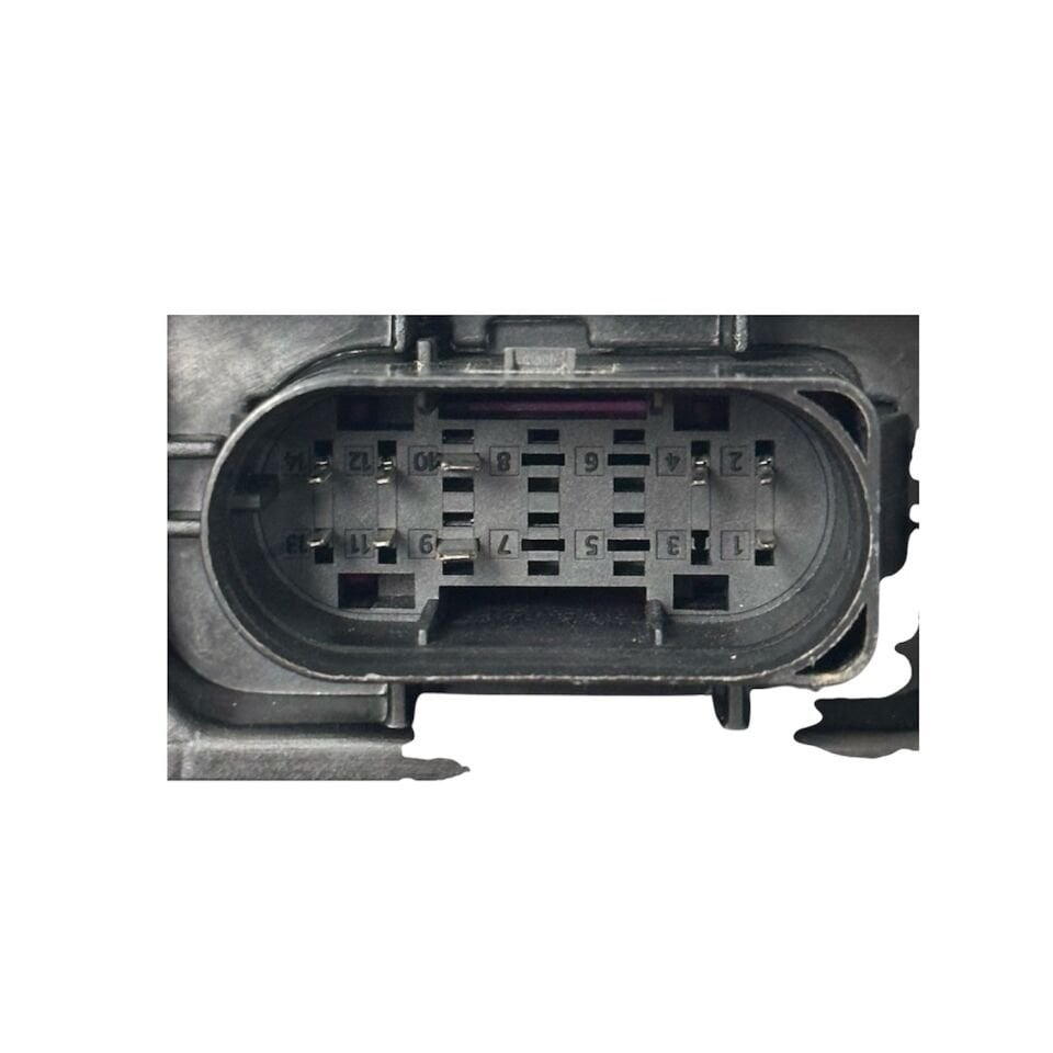 Mercedes Far C180/W205 13-16 Sol (Tek Mercek)