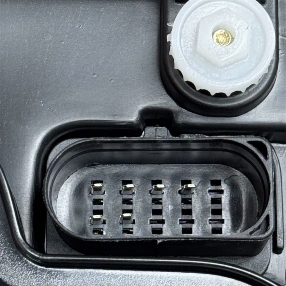 Volkswagen Far Bora 98-04 Sol (Sissiz)