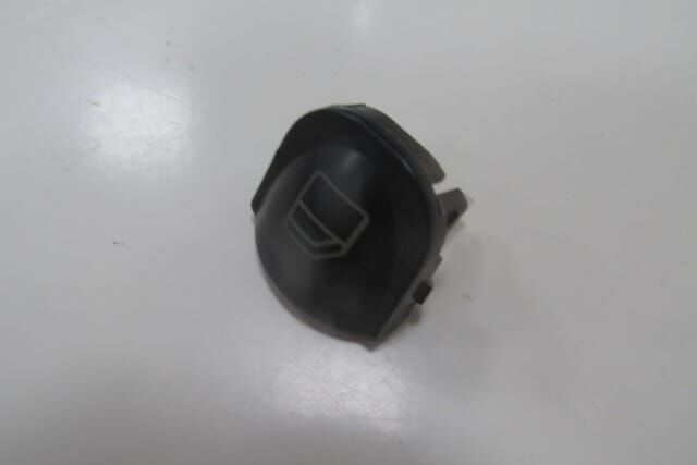 MERCEDES C CLASS- W203- 00/07; ÖN/ARKA CAM DÜĞME BUTONU SAĞ