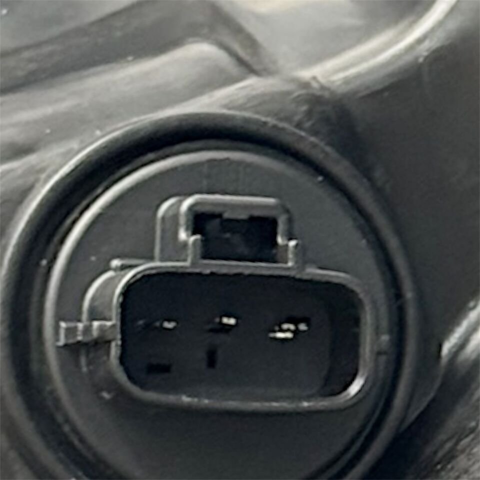 Toyota Far Hılux Revo 21-24 Sağ (Merceksiz/Motorlu)