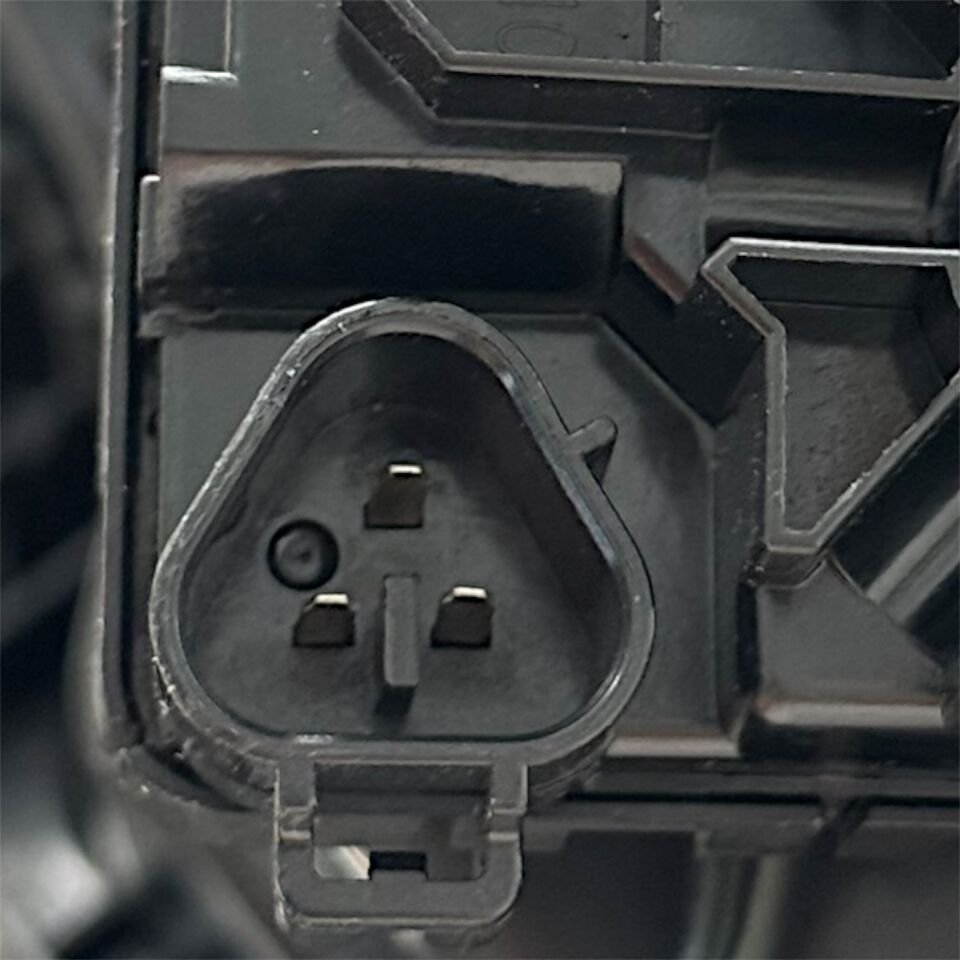 Toyota Far Hılux Revo 21-24 Sağ (Merceksiz/Motorlu)