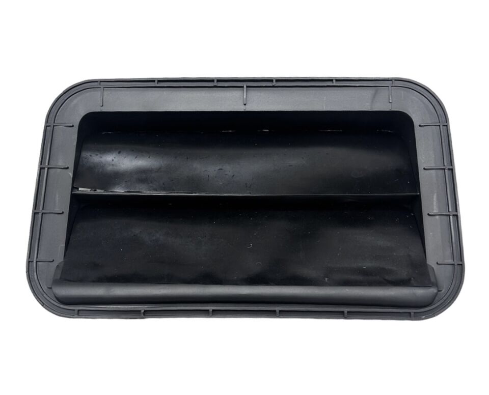 Toyota Bakalit Havalandırma Corolla 07-18 Arka Çamurluk