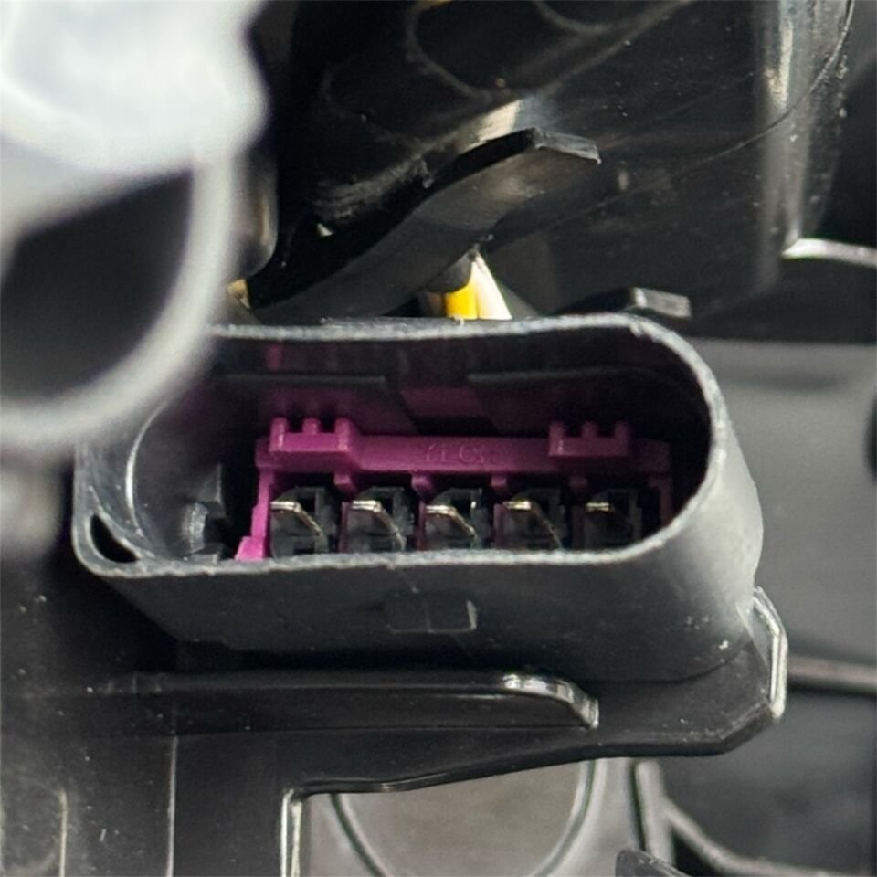 Audı Stop A4 17-20 Dış Sağ