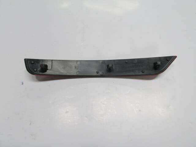 VOLKSWAGEN GOLF- 6- 09/12; ARKA TAMPON REFLEKTÖRÜ SAĞ KIRMIZI (R SERİSİ)