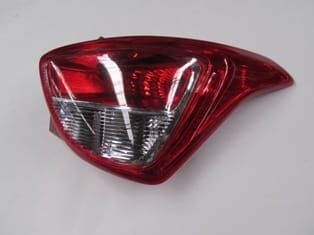 HYUNDAI I10- 13/16; STOP LAMBASI SAĞ KIRMIZI/BEYAZ (FAMELLA)