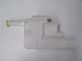 MAZDA 6- SD- 2006; ÖN CAM SU BİDONU/DEPOSU MOTORSUZ (TW)