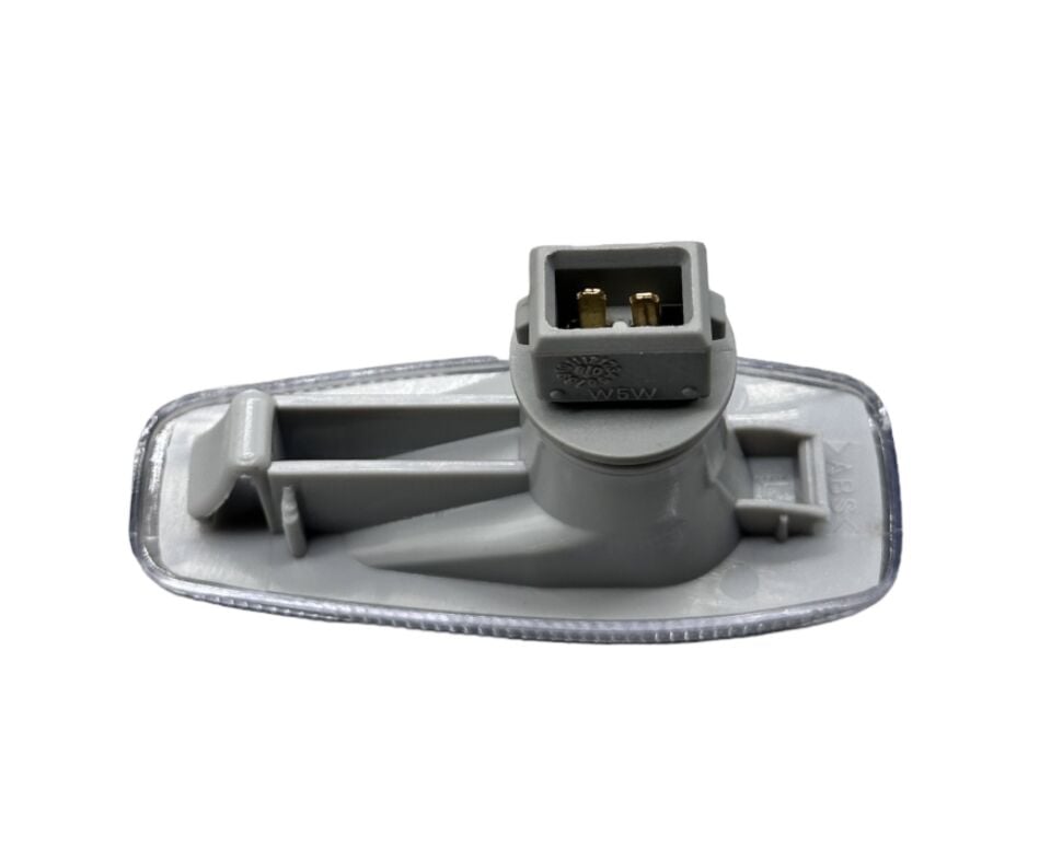 Mıtsubıshı Sinyal Çamurluk Carisma 00-05 Sol/Sağ (Beyaz)