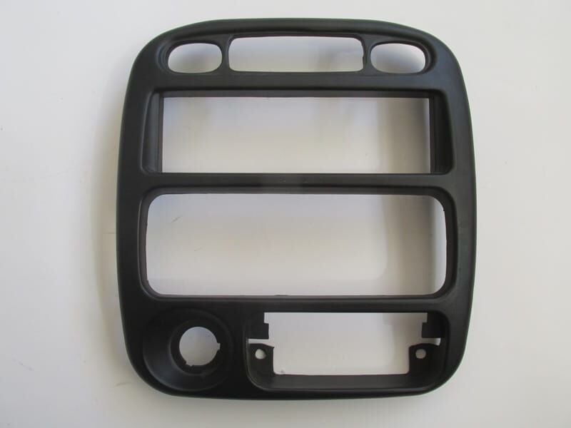 HYUNDAI ACCENT- 95/97; ÖN GÖĞÜS TEYP PANELİ/ÇERÇEVESİ (KLİMALI) (ÇEVİRMELİ AYAR)