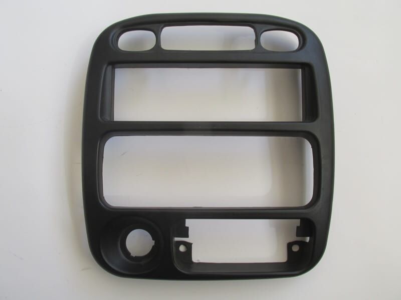 HYUNDAI ACCENT- 95/97; ÖN GÖĞÜS TEYP PANELİ/ÇERÇEVESİ (KLİMALI) (ÇEVİRMELİ AYAR)