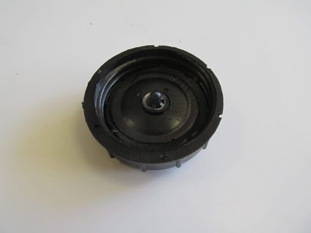 RENAULT R11- FLASH- 86/95; FREN HİDROLİK DEPOSU KAPAĞI
