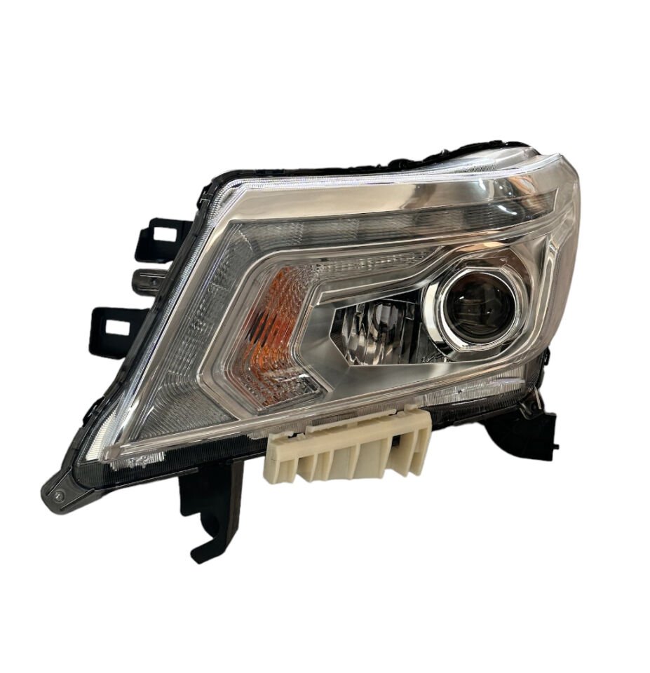 Nıssan Far Navara 15-20 Sol (Elektrikli/Mercekli)
