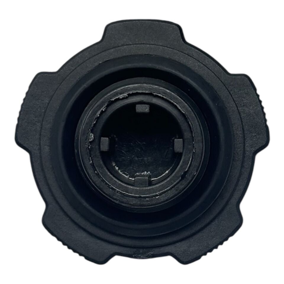 Suzukı Kapak Depo Yağ Vitara 90-01/Jimny 90-01/Swıft 90-02/Samurai 90-02/Carry 90-02