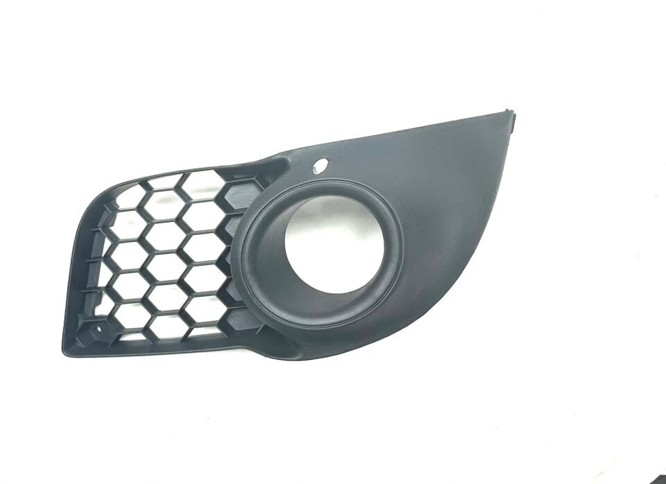 Mıtsubıshı Kapak Lamba Sis Lancer 11-15 Sağ (Sisli)