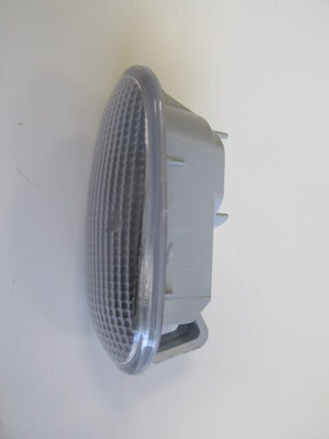 MITSUBISHI L200- PICK UP- 06/15; ÇAMURLUK SİNYALİ BEYAZ SAĞ/SOL AYNI (ADET) (EUROLAMP)