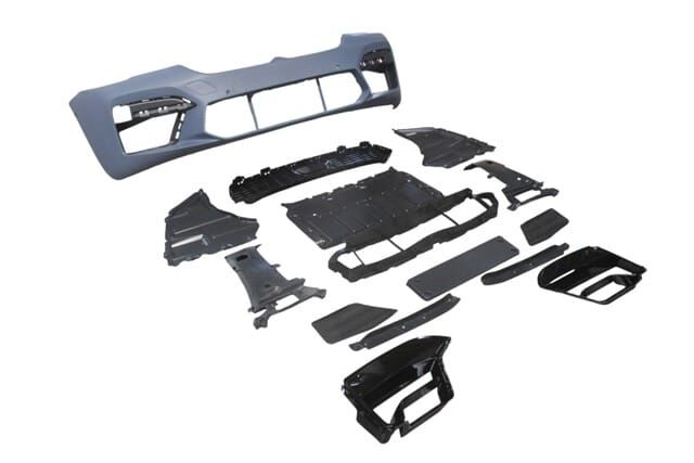 BMW 5 SERI- G30- 20/22; ÖN TAMPON GRİ (IZGARALI/SİS KAPAKLI/SENSÖR DELİKLİ) (F90/M5/LCI)