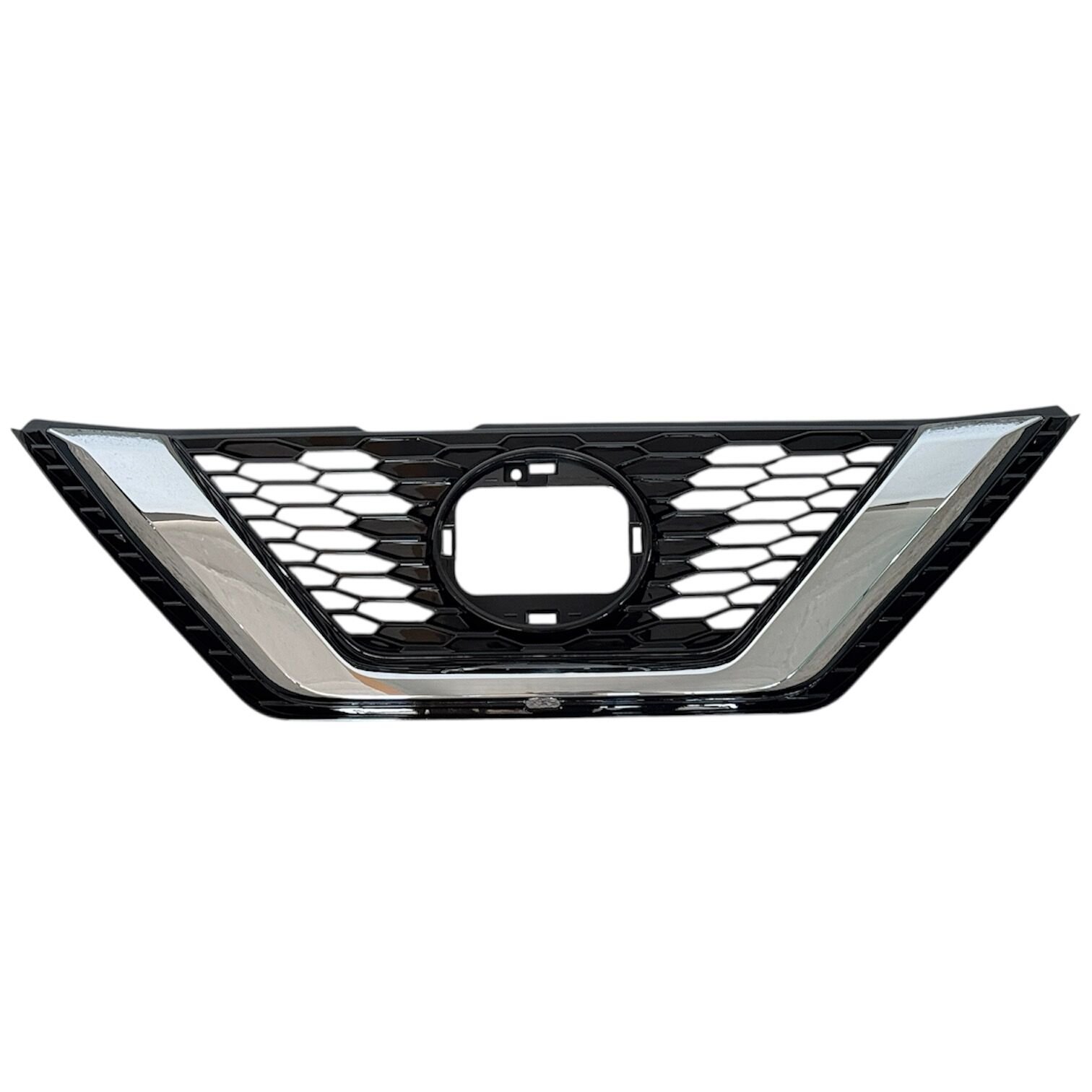 Nıssan Panjur Qashqai 17-21 Ön (Yuvarlak Arma Tipi)