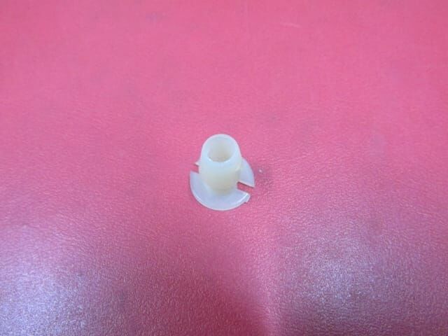 UNIVERSAL UNIVERSAL-; ÖN/ARKA KAPI İÇ AÇMA KOLU KLİPSİ C TİPİ TÜM ARAÇLAR İÇİN