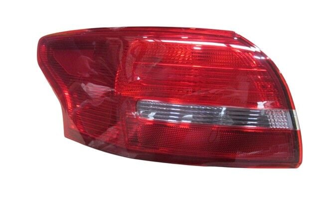(YENİ ÜRÜN!!!)FORD FOCUS- SD- 15/18; DIŞ STOP LAMBASI SOL KIRMIZI/BEYAZ (E MARKLI)