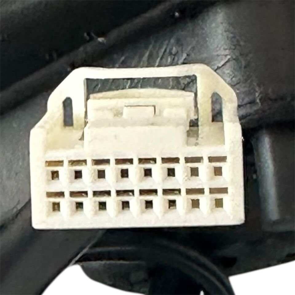 Nıssan Ayna Dikiz Navara 15-21 Sol (Elektrikli/Katlanır/ Sinyalli/Kameralı Siyah)