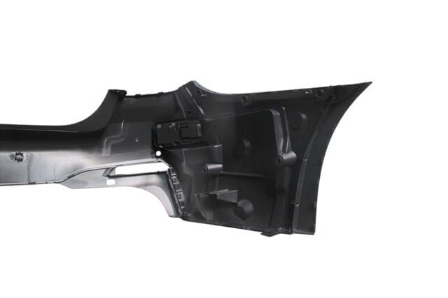 BMW 5 SERI- G30- 20/22; ARKA TAMPON ASTARLI(KARLIKLI-REFLEKTÖRLÜ-BRAKETLİ-ÇEKİ KAPAKLI-SENSÖRLÜ)(M5)