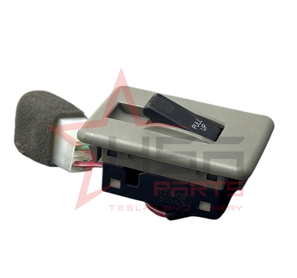 1990-1996 Kia Pride Sağ Ön Cam Açma Düğmesi KK12B-66-370