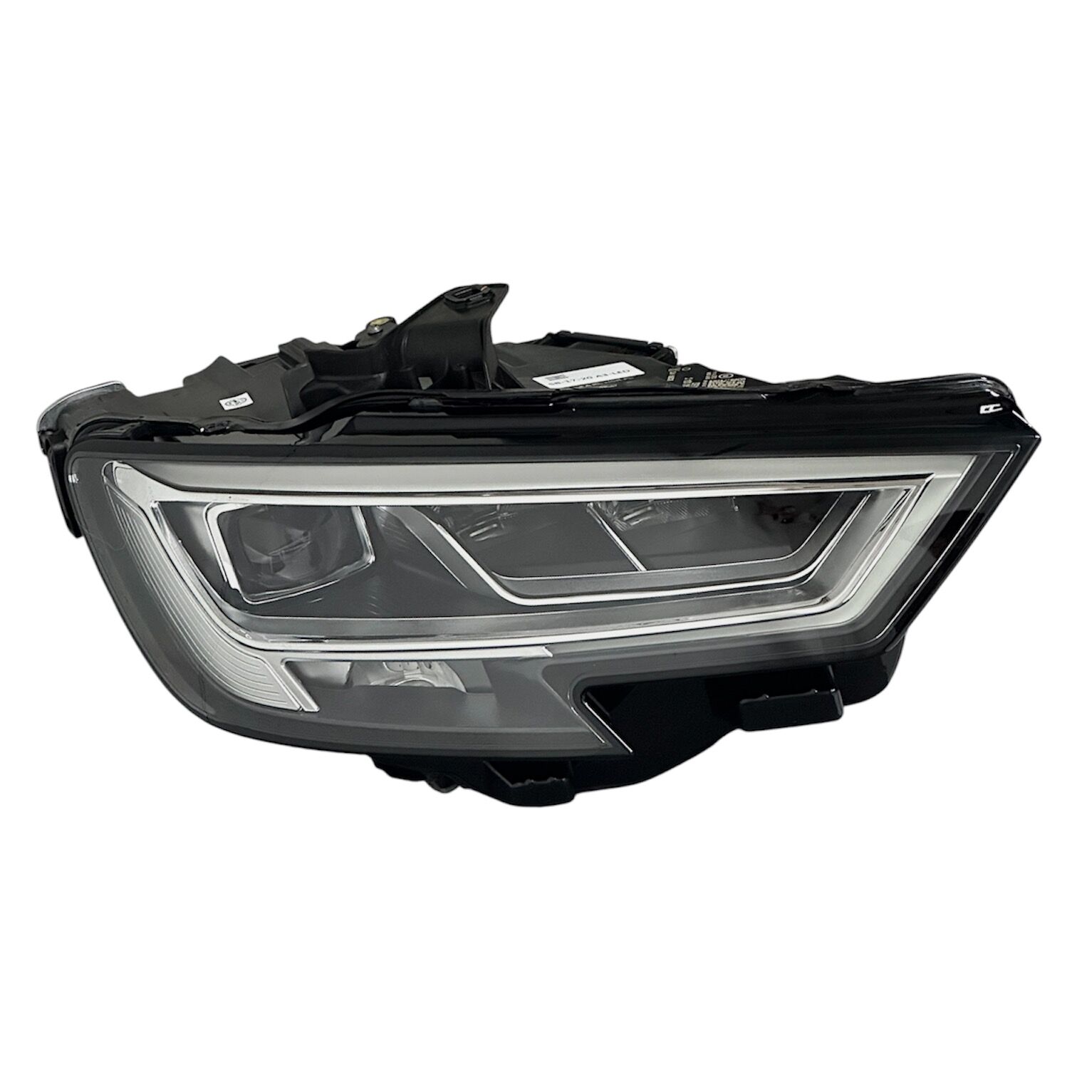 Audı Far A3 16-19 Sağ (Matrix/Beyinler Üstünde)