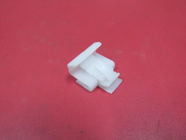 UNIVERSAL UNIVERSAL-; ÖN/ARKA KAPI SIYIRICI DIŞ FİTİL SEGMANI D TİPİ TÜM ARAÇLAR İÇİN