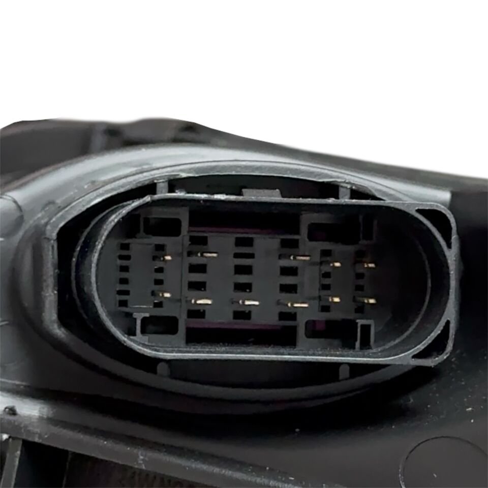 Audı Far A4 12-15 Sağ (Zenon/Beyinler Üstünde)