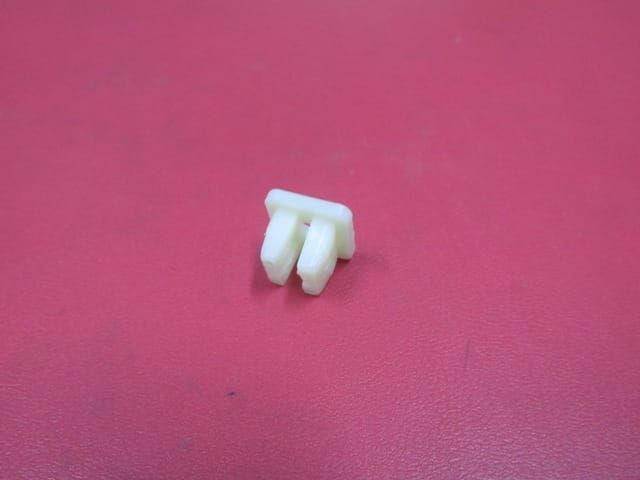 UNIVERSAL UNIVERSAL-; FAR KLİPSİ B TİPİ TÜM ARAÇLAR İÇİN