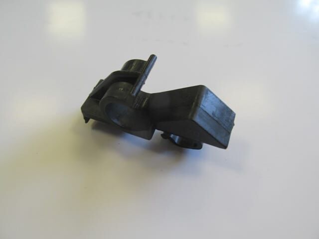 UNIVERSAL UNIVERSAL-; PANDİZOT/PERDE TUTUCU SAĞ (FIAT)