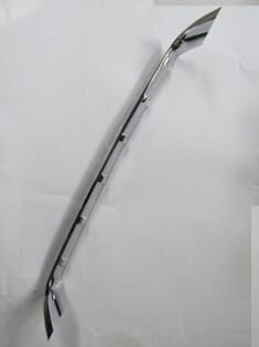 JEEP CHEROKEE- GRAND- 06/08; ÖN TAMPON PANJURU DIŞ ÇERÇEVESİ NİKELAJLI (TYG)