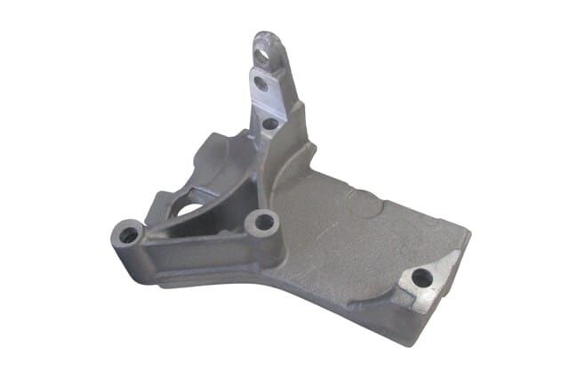 RENAULT SYMBOL- 13/21; SİLİNDİR KAPAK ÖN PARÇA 1,5 DCI (SUPORT)