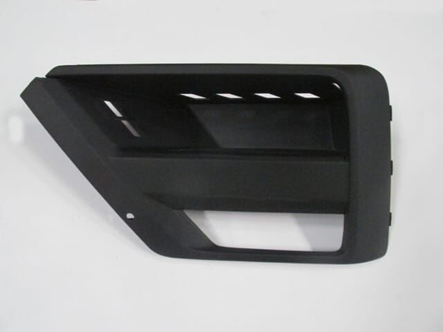 VOLKSWAGEN CRAFTER- 18/25; SİS LAMBA KAPAĞI SOL SİS DELİKLİ/SENSÖR DELİKSİZ (TYG)