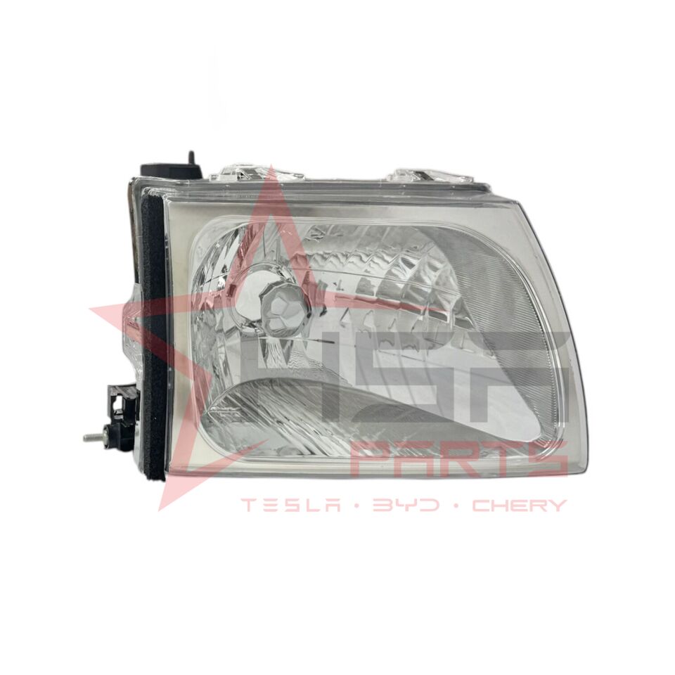 2002-2005 Toyota Hilux Sağ Far 81130-35370