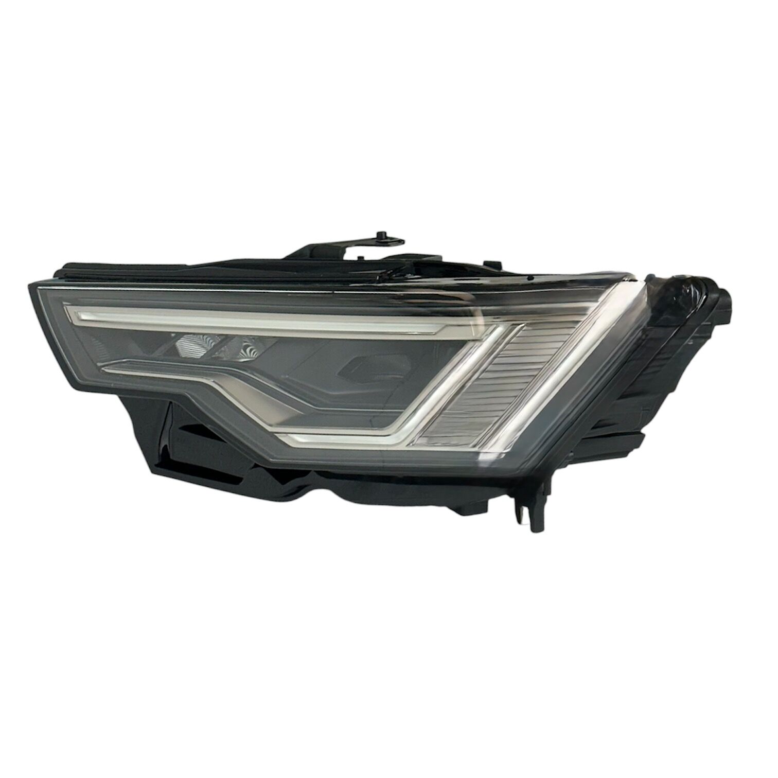 Audı Far A6 19-22 Sol (Beyinler Üstünde)