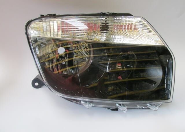 DACIA DUSTER- 10/13; FAR LAMBASI SAĞ MANUEL (İÇ AYNASI SİYAH) (H1/H7) 5 FİŞLİ (AYFAR) (E MARKLI)