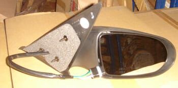 CHRYSLER NEON- 95/99; KAPI AYNASI SOL ELEKTRİKLİ/SİYAH 4FİŞLİ (POLYWAY)