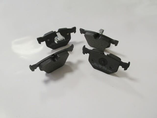 BMW 7 SERI- E66- 05/09; ARKA FREN BALATASI (KABLOSUZ)(DİSK) (121,9X58,1X16,3/123x59,3x16,30)(BRAMAX)