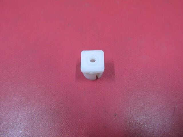 UNIVERSAL UNIVERSAL-; FAR KLİPSİ TÜM ARAÇLAR İÇİN