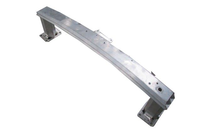 PEUGEOT 508- 18/25; ÖN TAMPON DEMİRİ (ALÜMİNYUM)