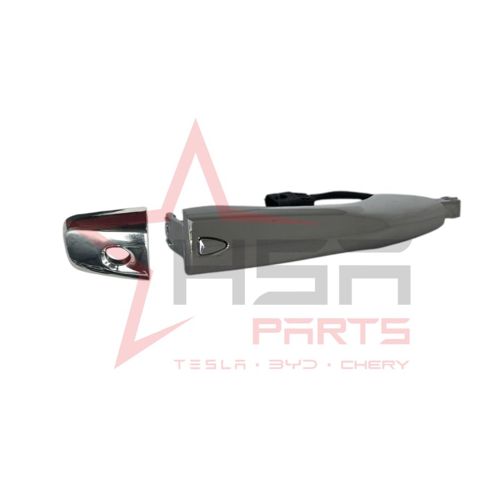 2015-2019 Nissan Navara Sol Ön Kapı Kolu (Düğmeli Ve Kol Devamı İle) (Uyumlu Araçlar: 2014-2019 Nissan X-Trail Sol Ön Kapı Kolu) UNI-10149
