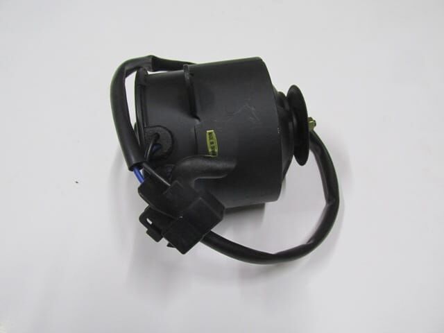 UNIVERSAL UNIVERSAL-; FAN MOTORU 3 BAĞLANTILI BÜYÜK TİP