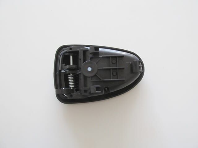 HYUNDAI ACCENT- ADMIRE- 03/05; ÖN KAPI İÇ AÇMA KOLU SAĞ KOYU GRİ (İÇTEN KİLİTLİ TİP)