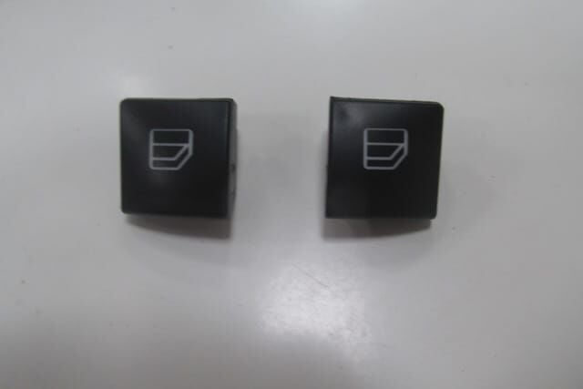 MERCEDES C CLASS- W204- 11/13; ÖN SOL KAPI SAĞ/SOL AÇMA DÜĞME BUTONU SET (2 PARÇA)
